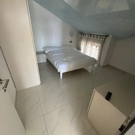 Funtana Appartements An Der 1 Reihe Vom Meer Exterior photo