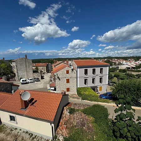 Funtana Appartements An Der 1 Reihe Vom Meer Exterior photo