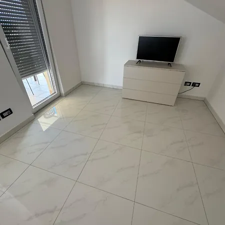 Funtana Appartements An Der 1 Reihe Vom Meer Exterior photo