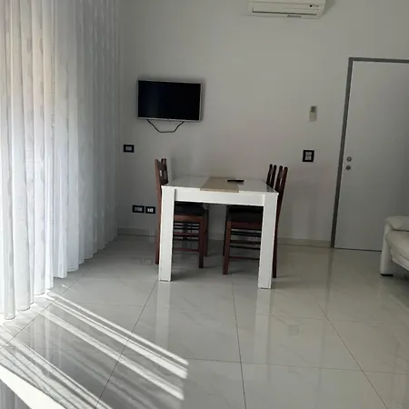 Funtana Appartements An Der 1 Reihe Vom Meer Exterior photo